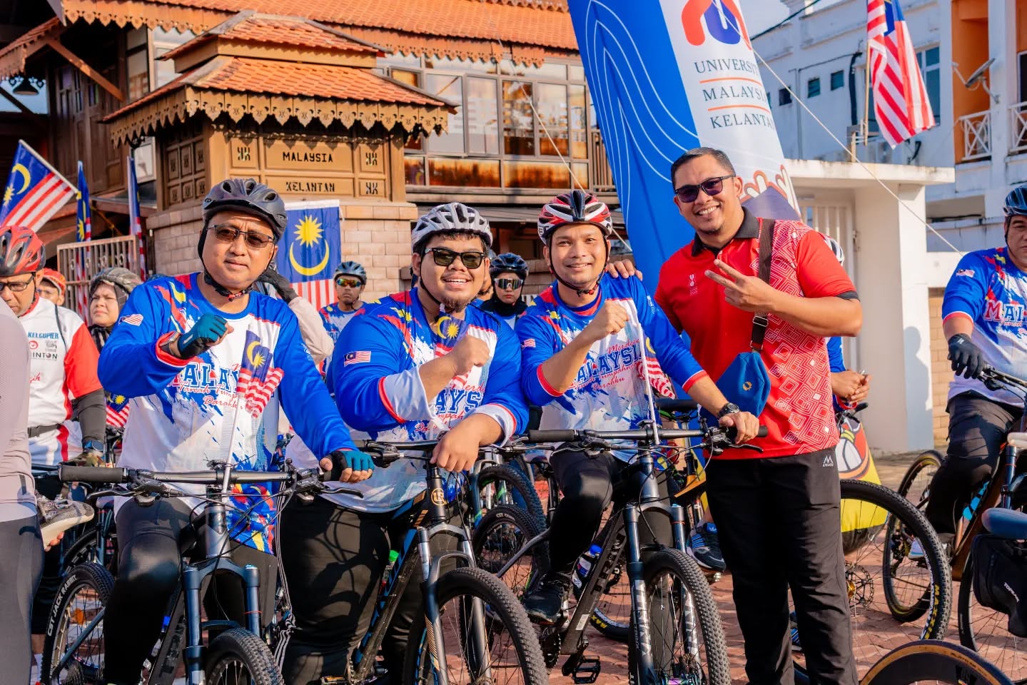PROGRAM KAYUHAN MERDEKA SEBAGAI PEMBUKA TIRAI BULAN KEMERDEKAAN UMK BAGI TAHUN 2025